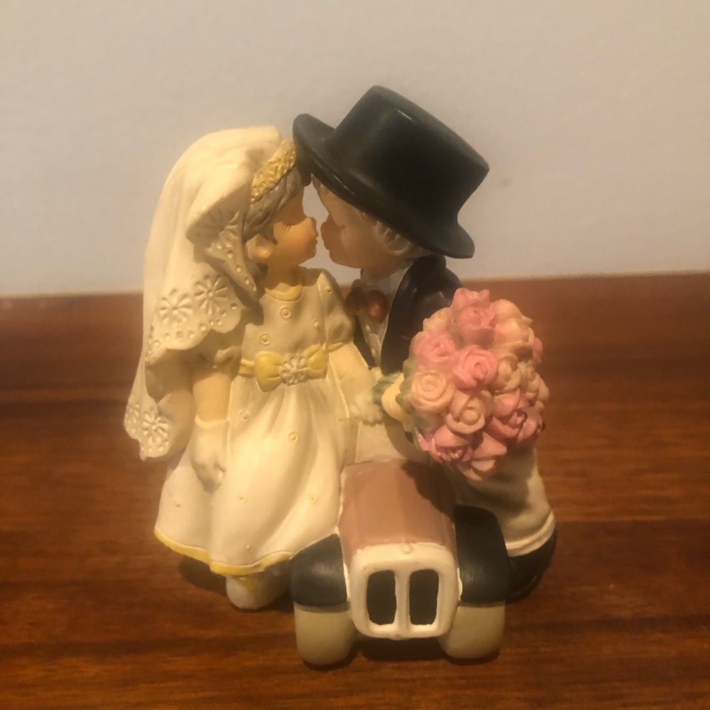 Vintage Bride and Groom mini topper